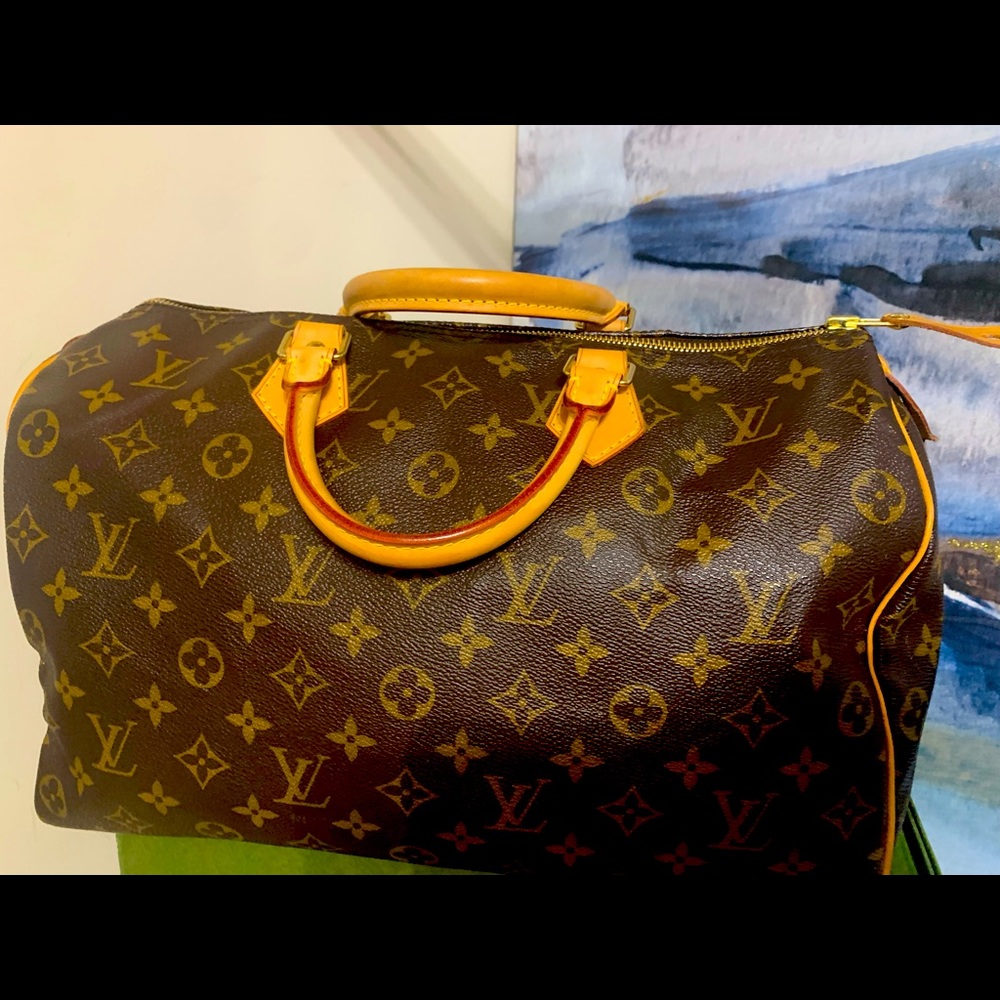 Louis Vuitton speedy 35